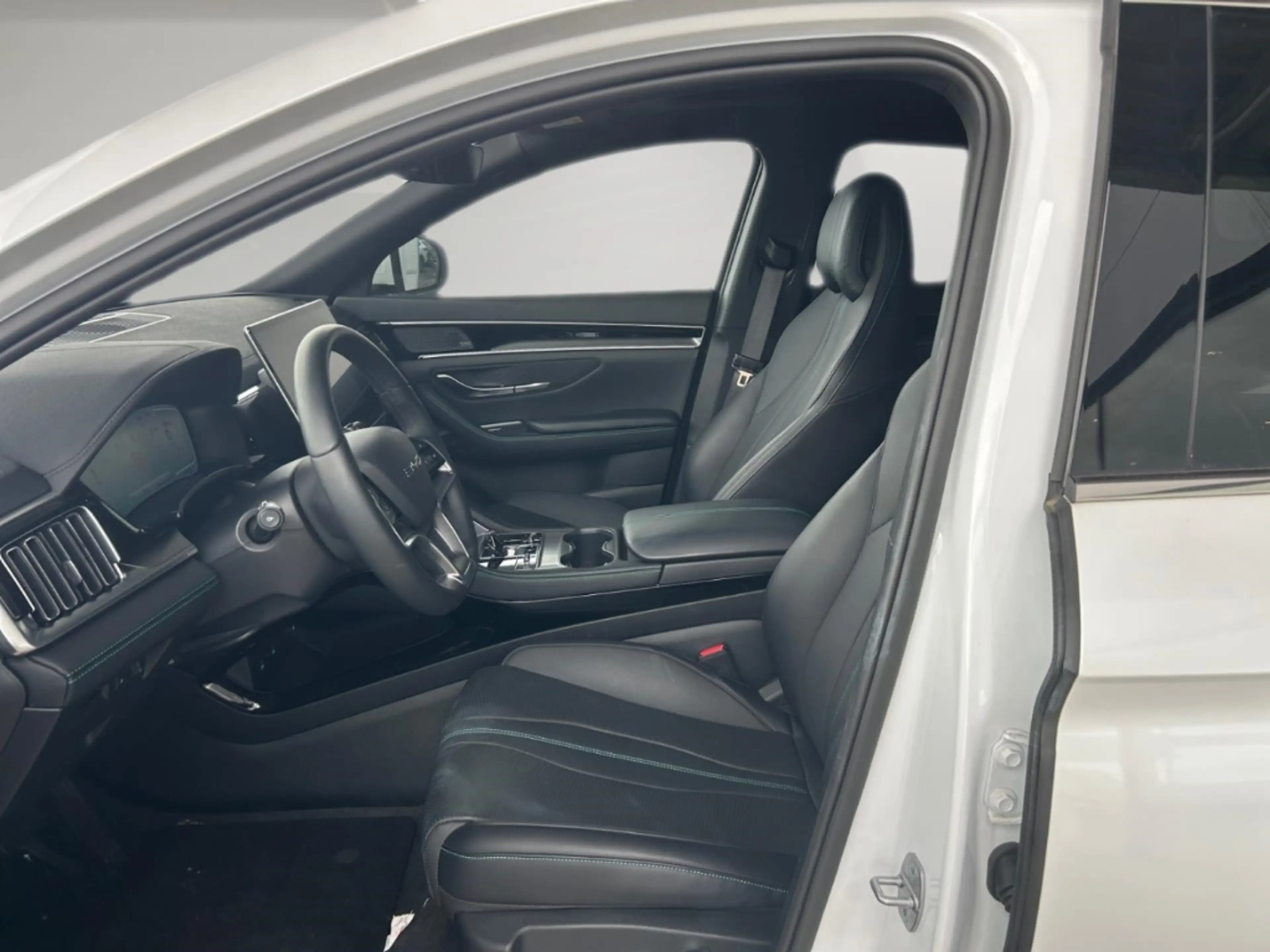 BYD Seal U DESIGN PHEV 1.5 238KW NAVI,KLIMA,ALLRAD,SITZHZG — photo 8
