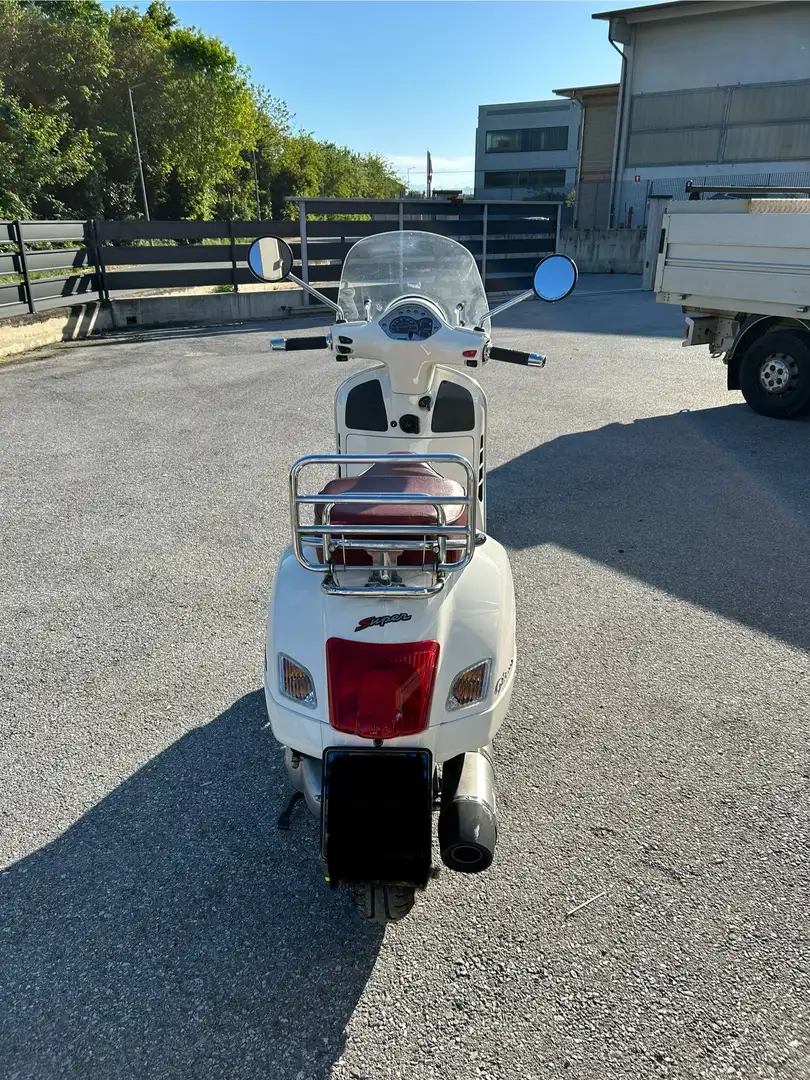 Piaggio GTS 300 - 2