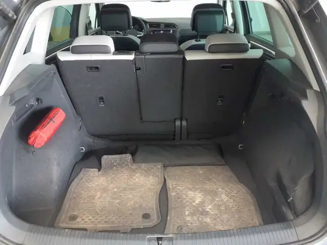 Volkswagen Tiguan view 15