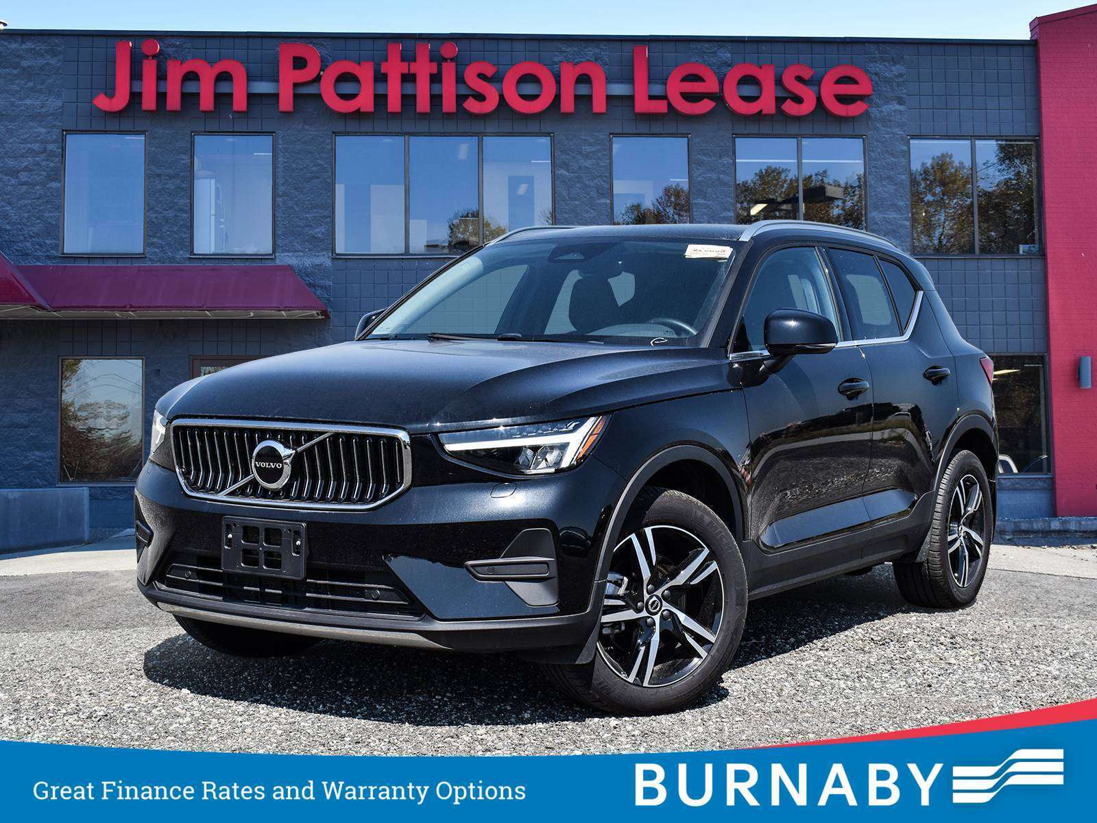 2025 Volvo XC40 B5 AWD Core Bright Theme