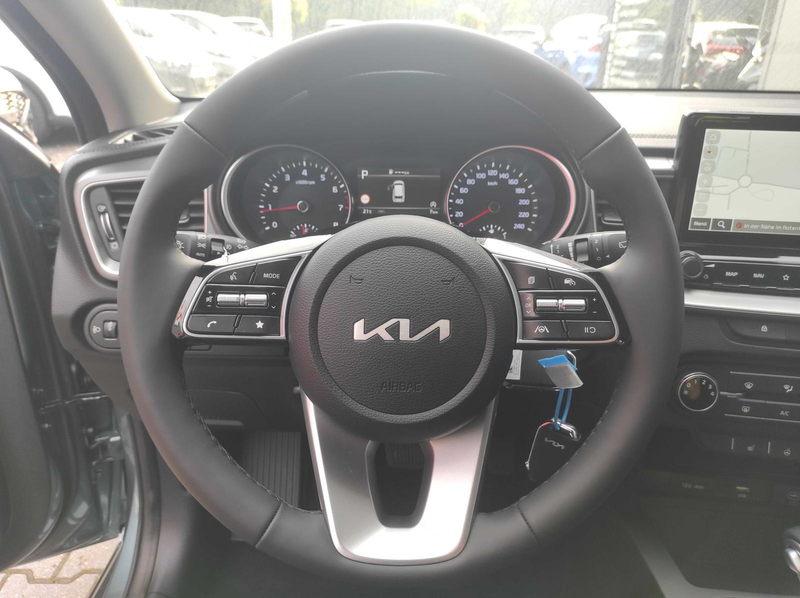Kia Ceed SW / cee'd SW Sportswagon Spin AT Spin*Navi*Shzg*Lhzg*PDC*Cam... — photo 10