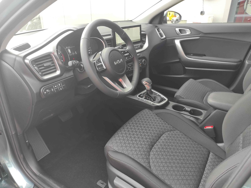 Kia Ceed SW / cee'd SW Sportswagon Spin AT Spin*Navi*Shzg*Lhzg*PDC*Cam... — photo 8
