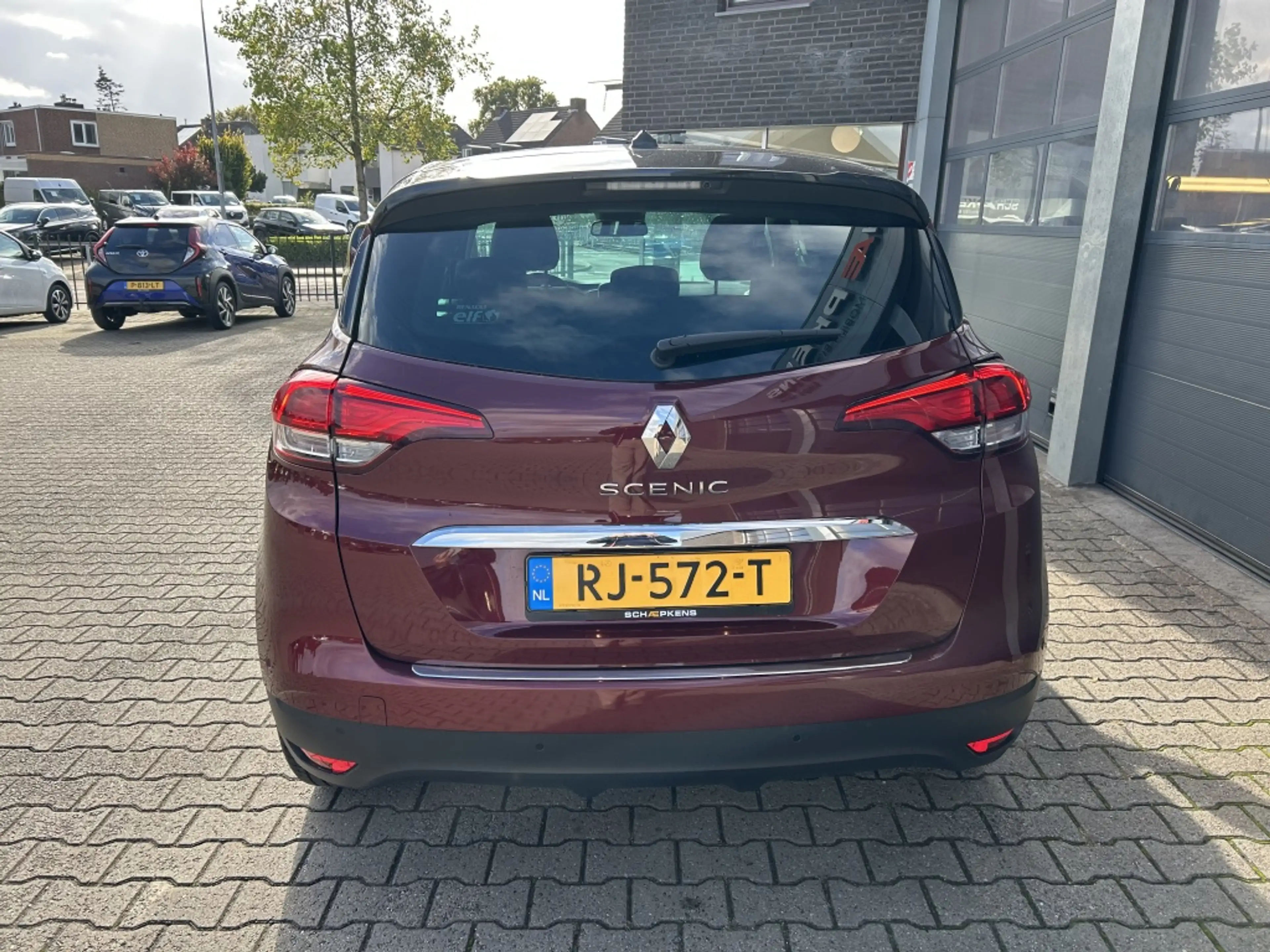 Renault Scenic 1.2 Energy TCe 130pk Bose — photo 12