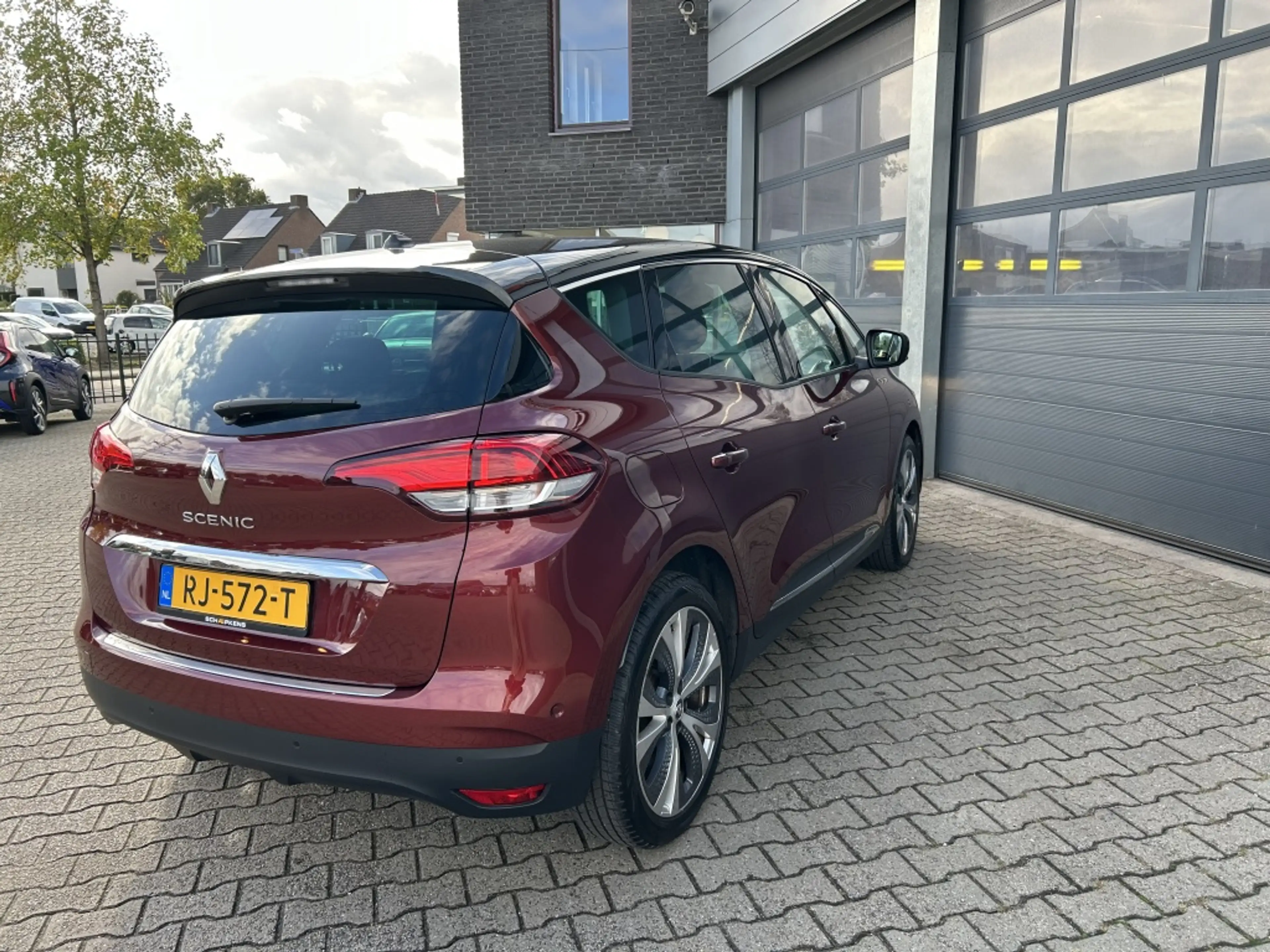 Renault Scenic 1.2 Energy TCe 130pk Bose — photo 14