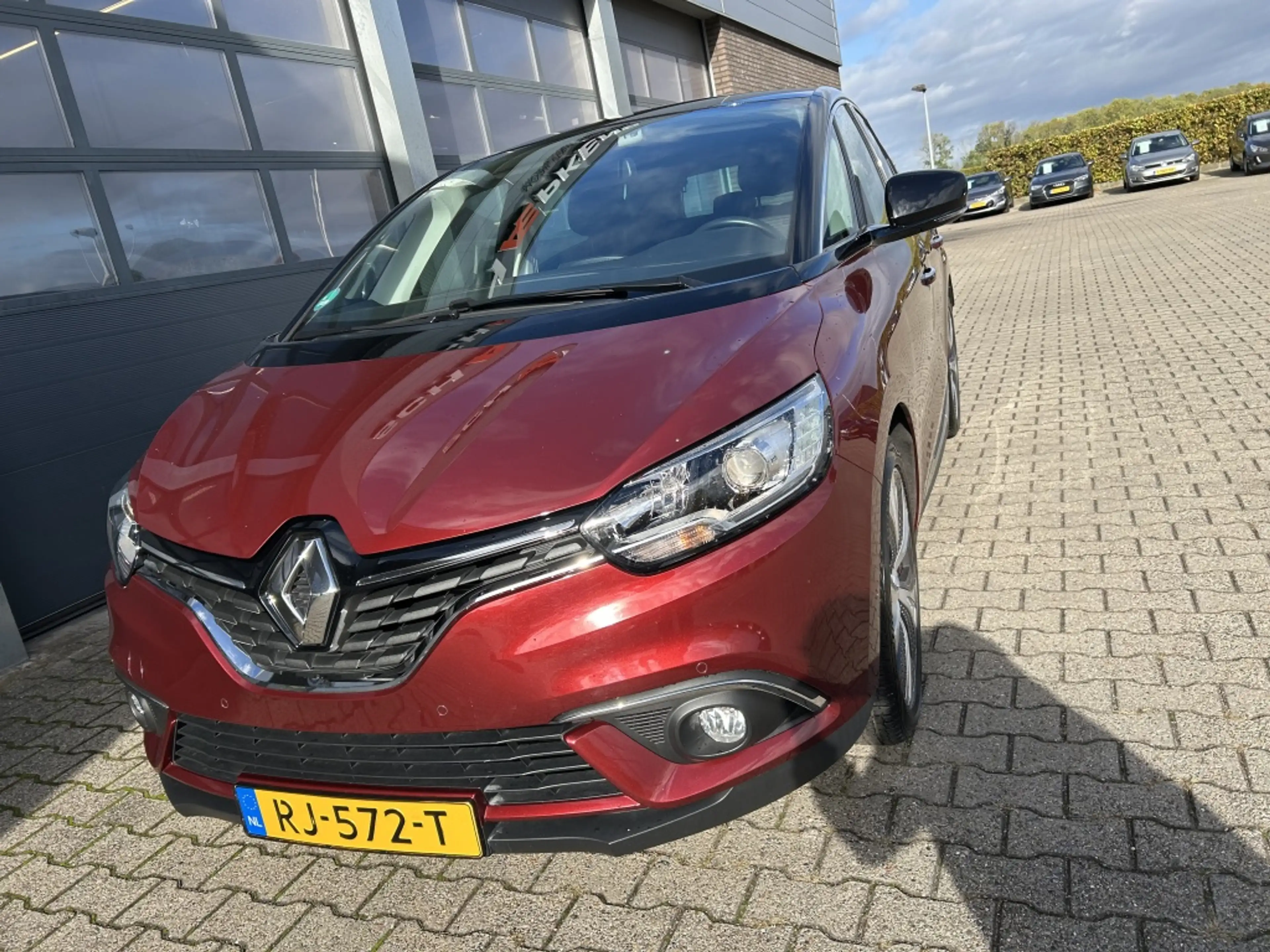 Renault Scenic 1.2 Energy TCe 130pk Bose — photo 10