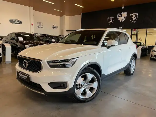 Volvo XC40 XC40 2.0 d3 Momentum auto my21