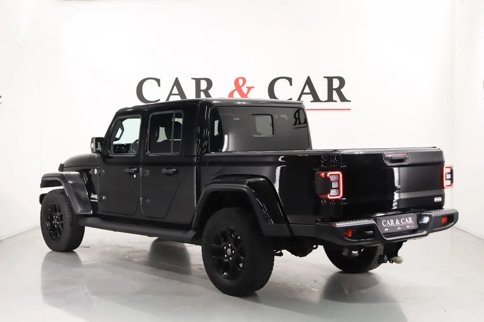 Jeep Gladiator 3.0 Diesel V6 Overland Schwarz - 2