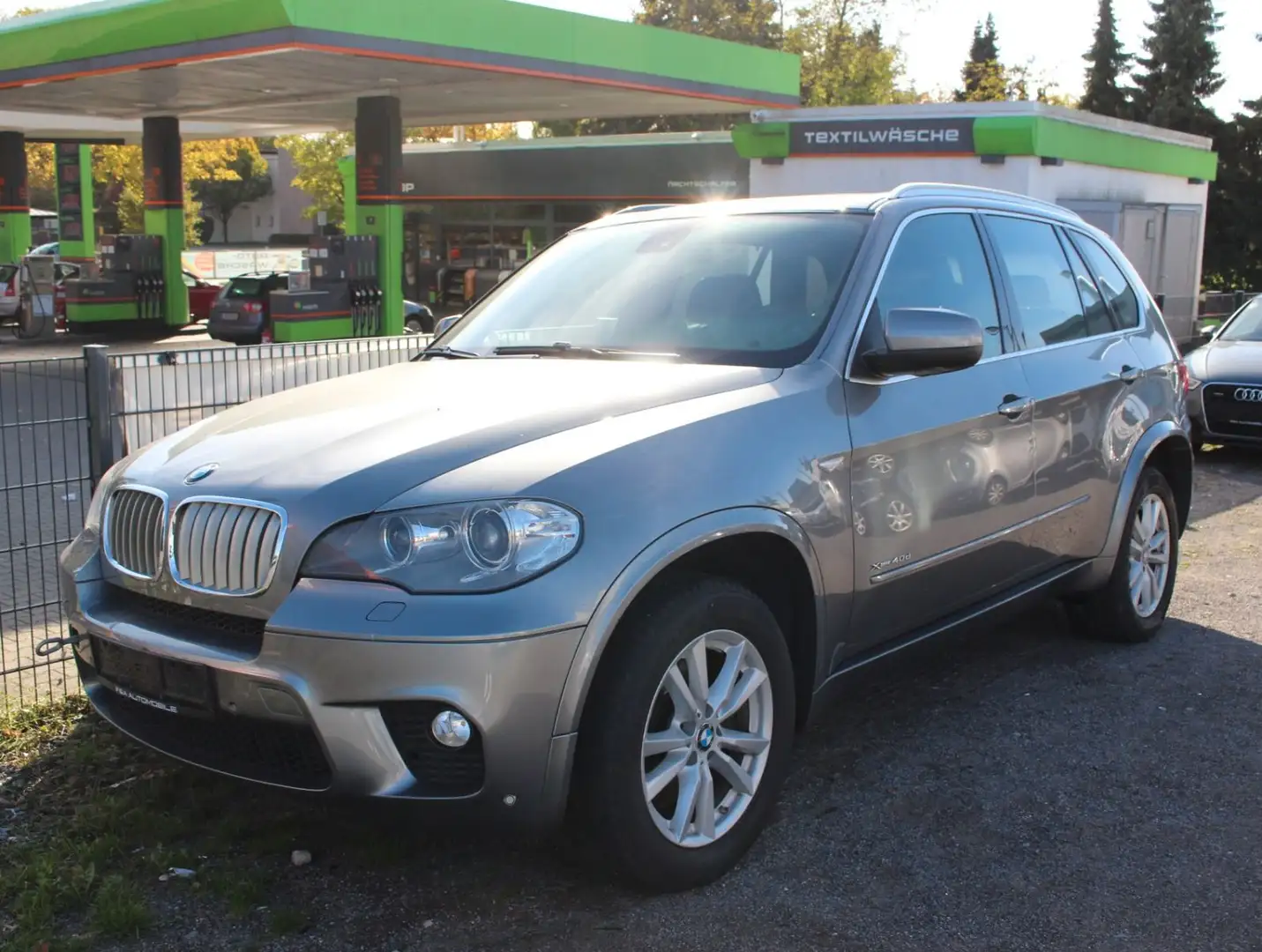 BMW X5 xDrive40d M-Sport Voll*Motorschaden Grau - 1
