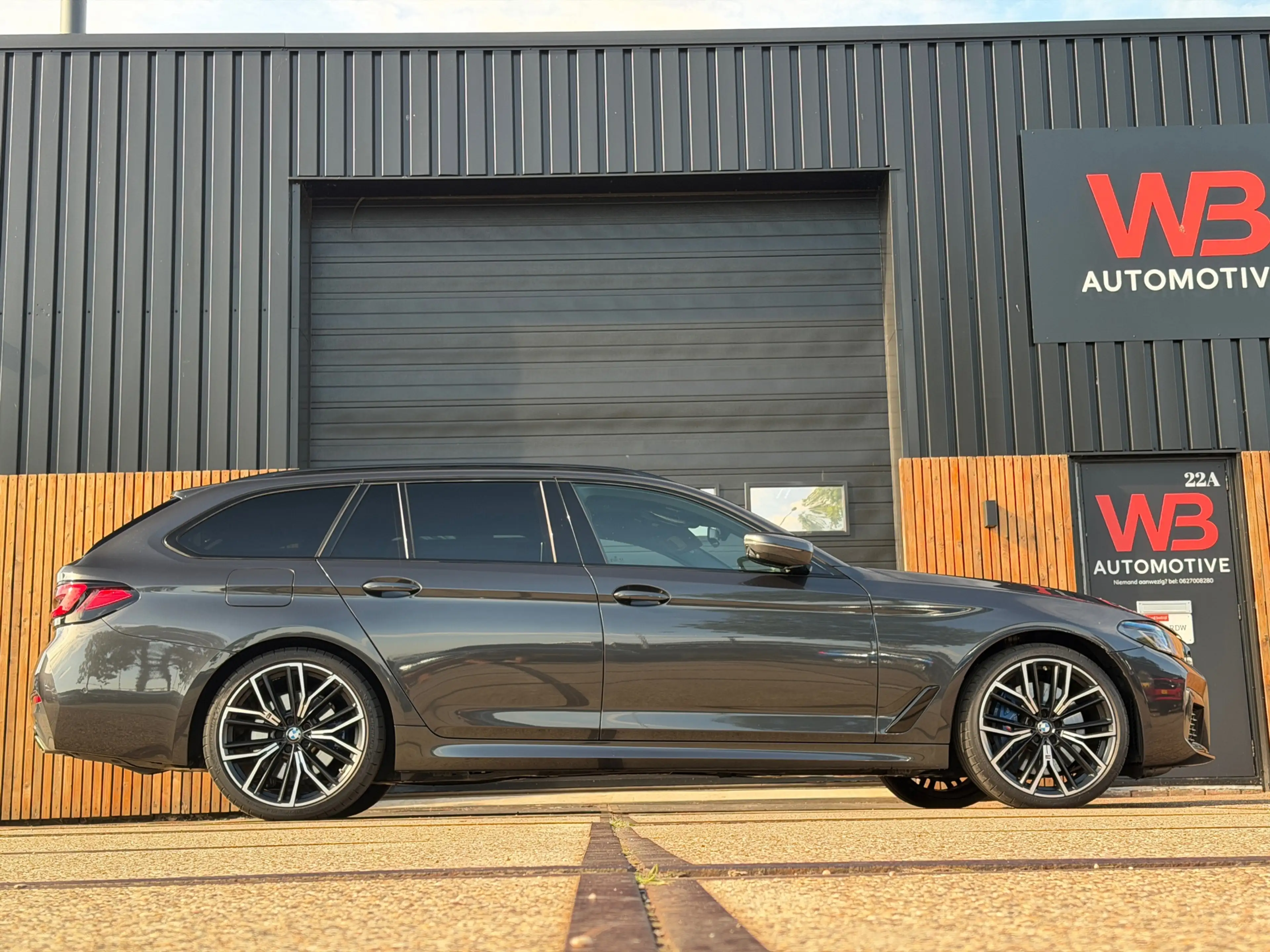 BMW 540 5-serie Touring 540d xDrive High Executive M-Sport — photo 13