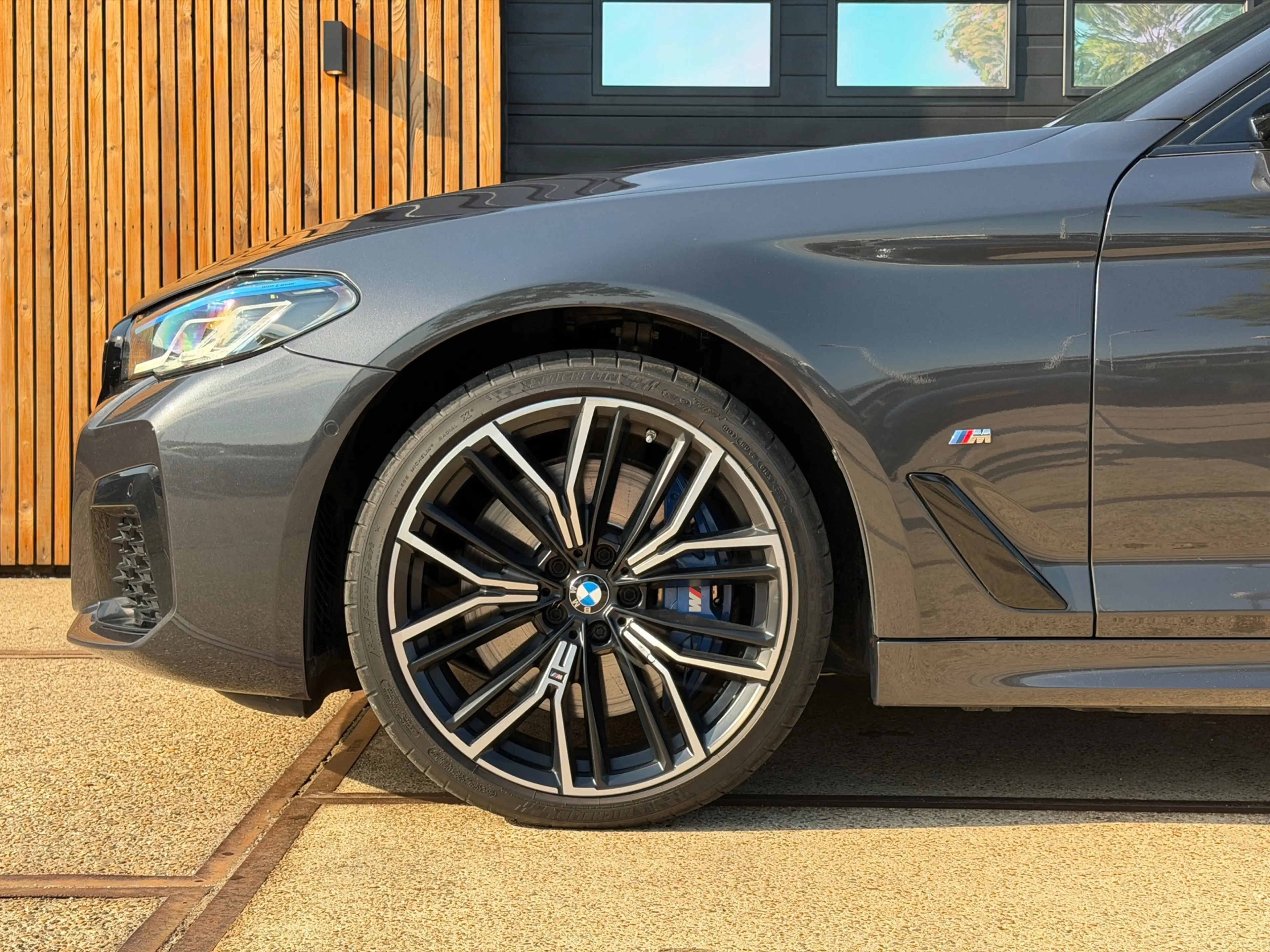 BMW 540 5-serie Touring 540d xDrive High Executive M-Sport — photo 6