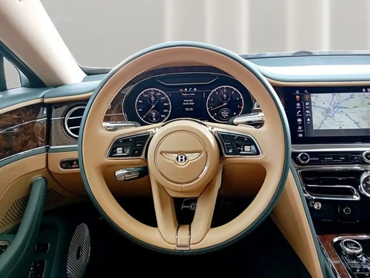 Bentley Flying Spur 2023 — фото 13