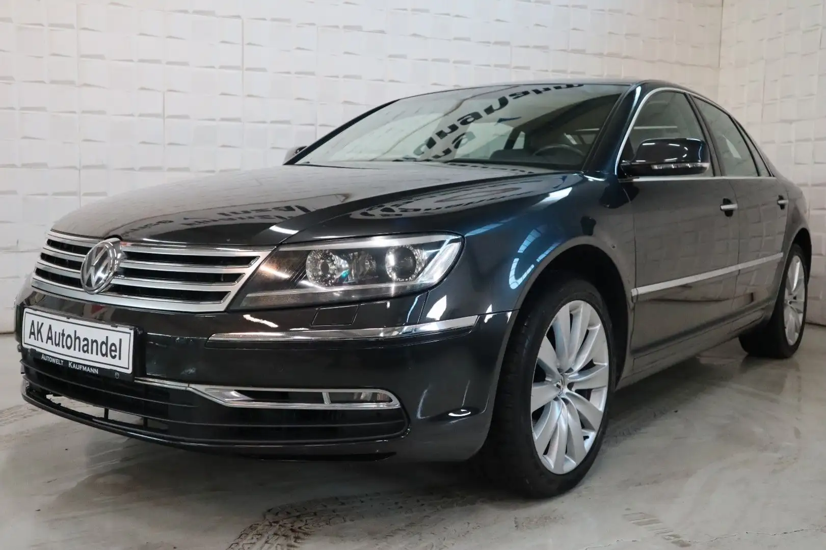 Volkswagen Phaeton V6 TDI 5-Sitzer 4Motion Xenon Navi PDC Gris - 1