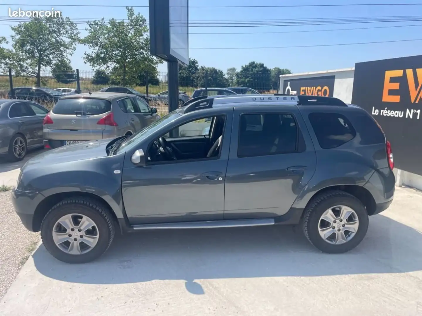 Dacia Duster 1.5 DCI 110 PRESTIGE 4X4 Gris - 2