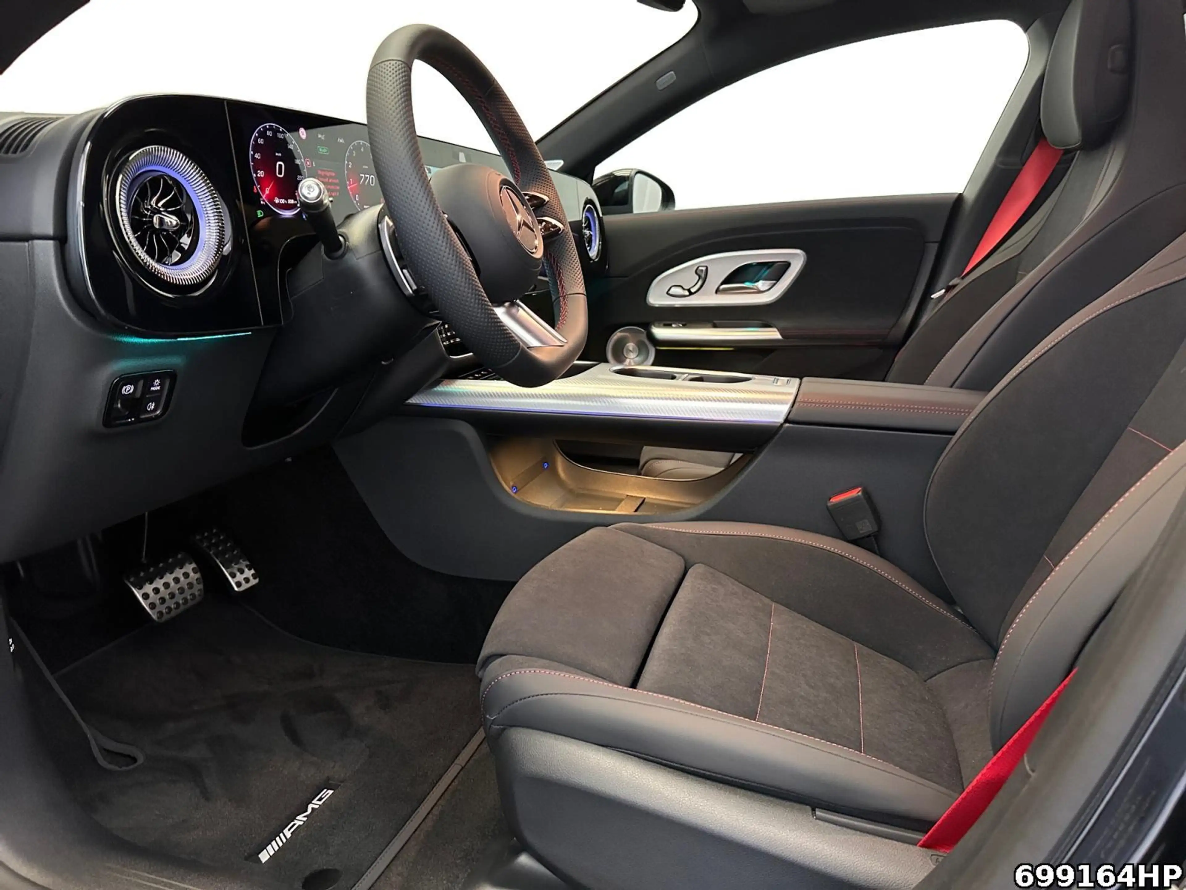 Mercedes-Benz CLA 200 Shooting Brake +AMG+HUD+360°+PREMIUM+ — photo 8
