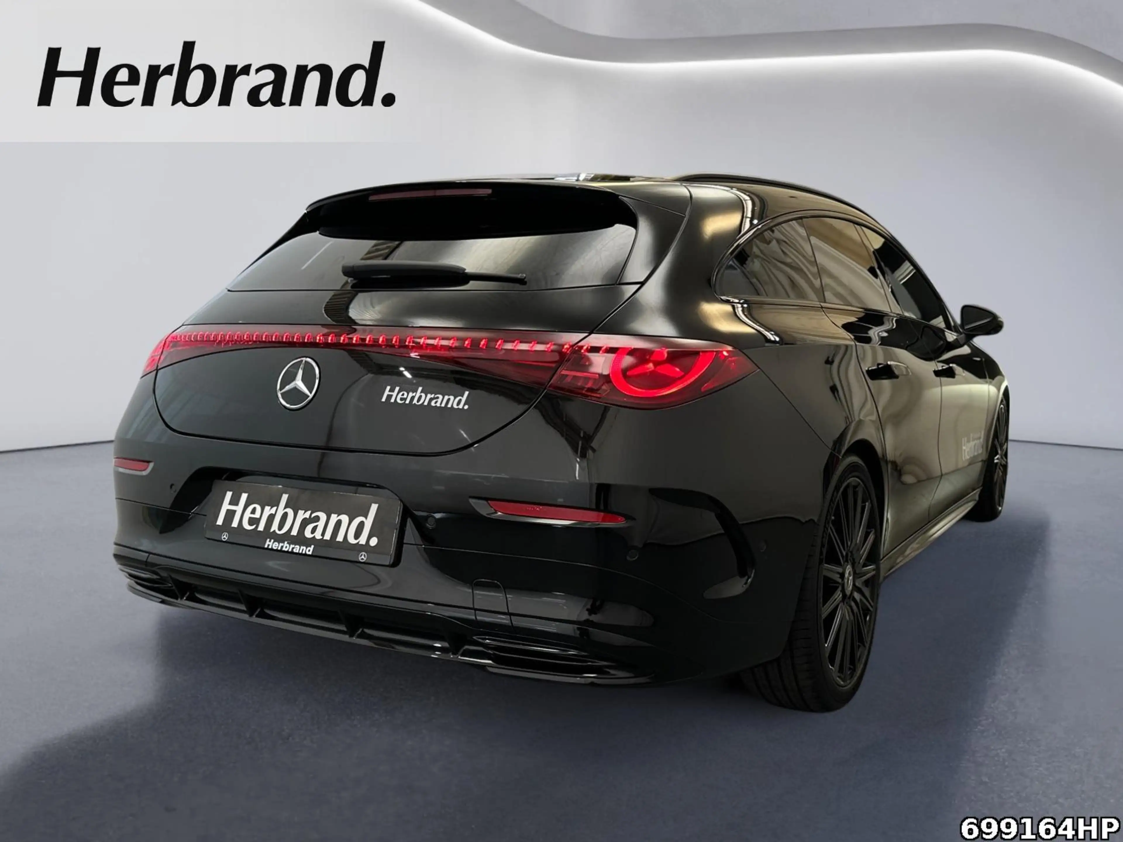 Mercedes-Benz CLA 200 Shooting Brake +AMG+HUD+360°+PREMIUM+ — photo 3