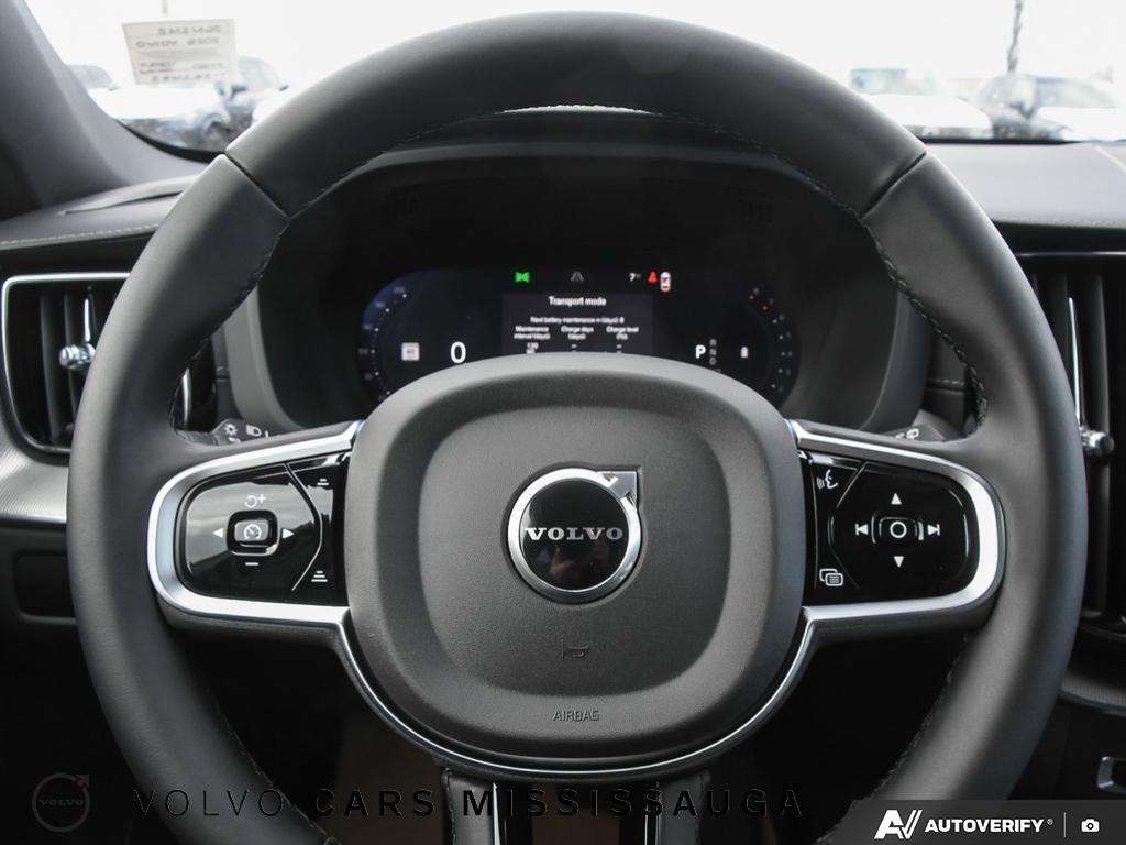 2026 Volvo XC60 B5 AWD Ultra Black Edition thumb 14