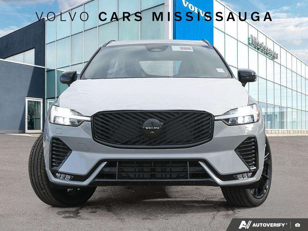 2026 Volvo XC60 B5 AWD Ultra Black Edition alt 2