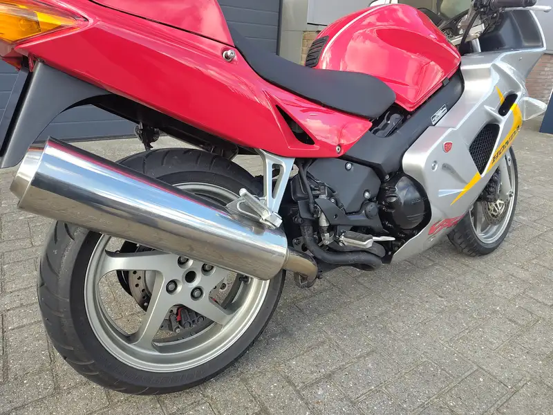 Honda VFR 800 - foto 7