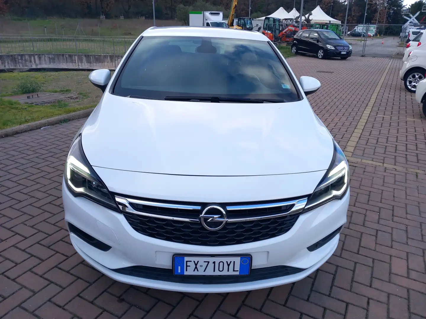 Opel Astra Astra 5p 1.4 t Dynamic ecoM 110cv my18.5 Bianco - 2