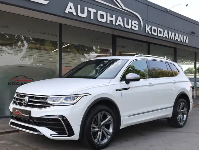 Volkswagen Tiguan Allspace view 6