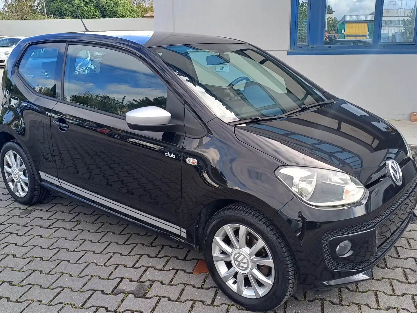 Volkswagen up! 1.0 eco club 68cv Nero - 1