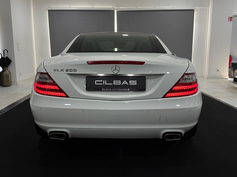 Mercedes-Benz SLK 200 AUT.*PANO*LEDER-BEIGE*XENON*SHZ*AIRSCARF — photo 10