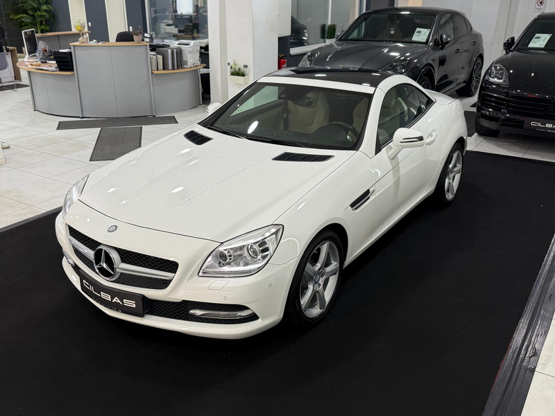 Mercedes-Benz SLK 200 AUT.*PANO*LEDER-BEIGE*XENON*SHZ*AIRSCARF