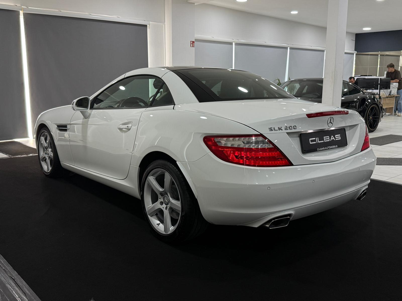 Mercedes-Benz SLK 200 AUT.*PANO*LEDER-BEIGE*XENON*SHZ*AIRSCARF — photo 8