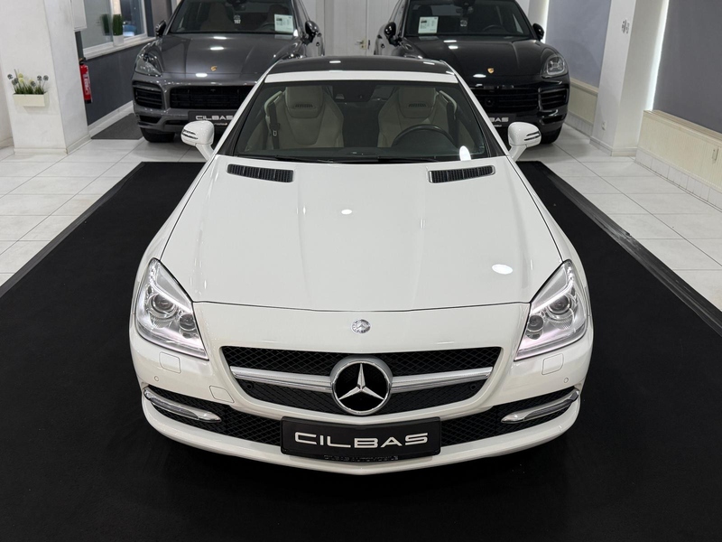 Mercedes-Benz SLK 200 AUT.*PANO*LEDER-BEIGE*XENON*SHZ*AIRSCARF — photo 3