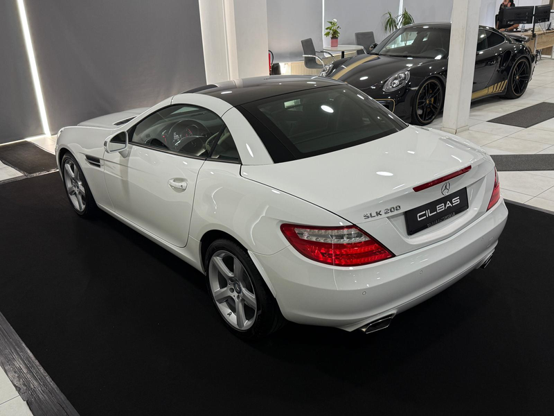 Mercedes-Benz SLK 200 AUT.*PANO*LEDER-BEIGE*XENON*SHZ*AIRSCARF — photo 9