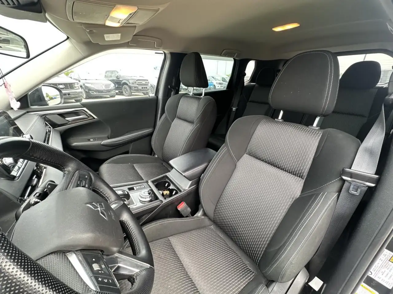 Mitsubishi Outlander photo Mitsubishi Outlander