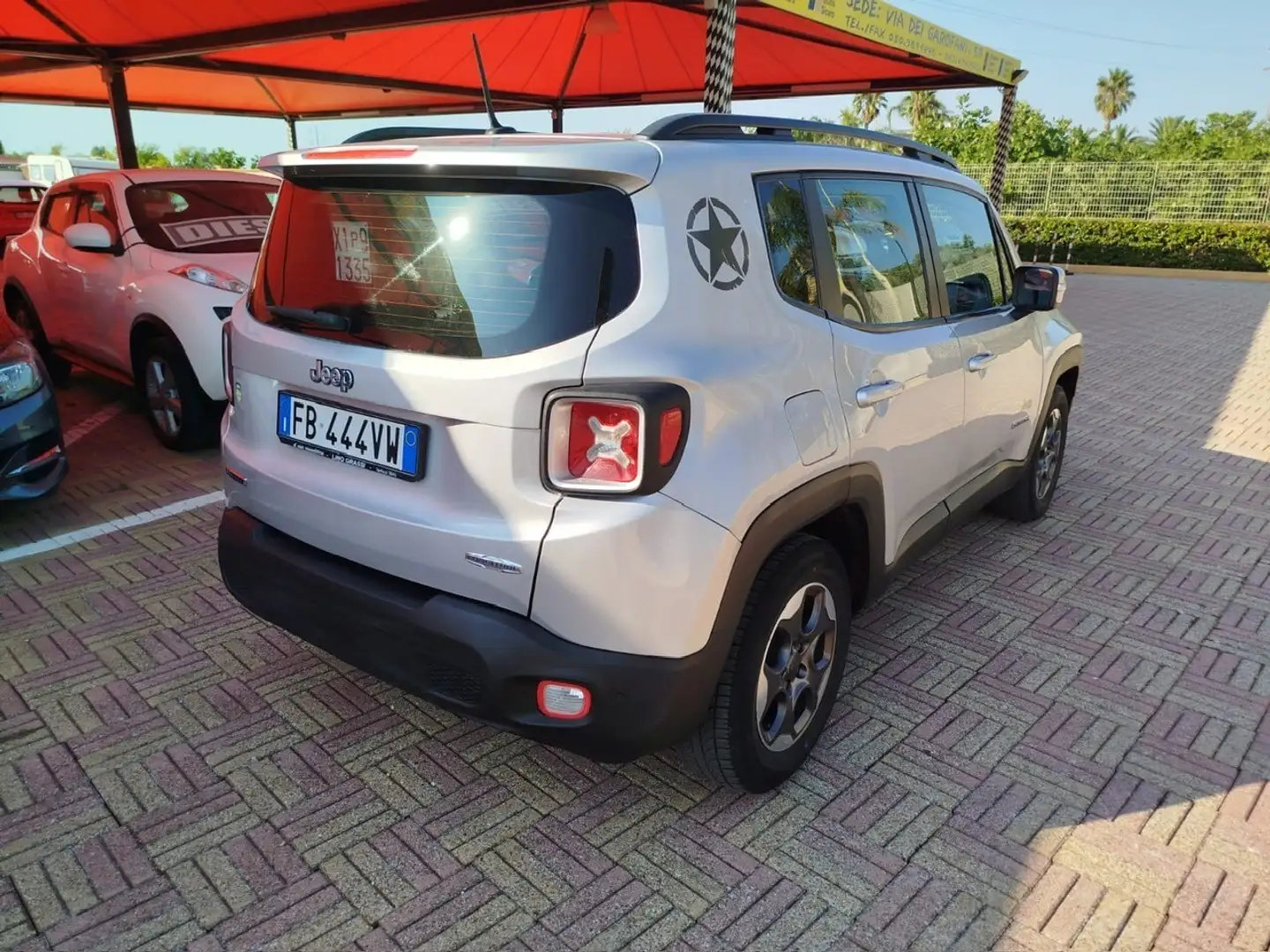 Jeep Renegade Renegade 1.6 Mjt 120 CV Longitude Gris - 2