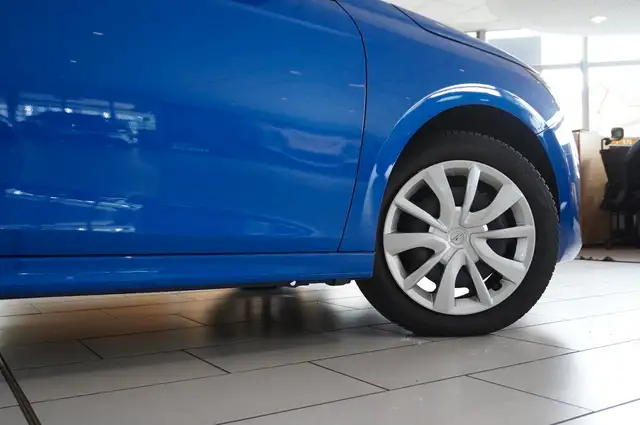 Opel Corsa view 8