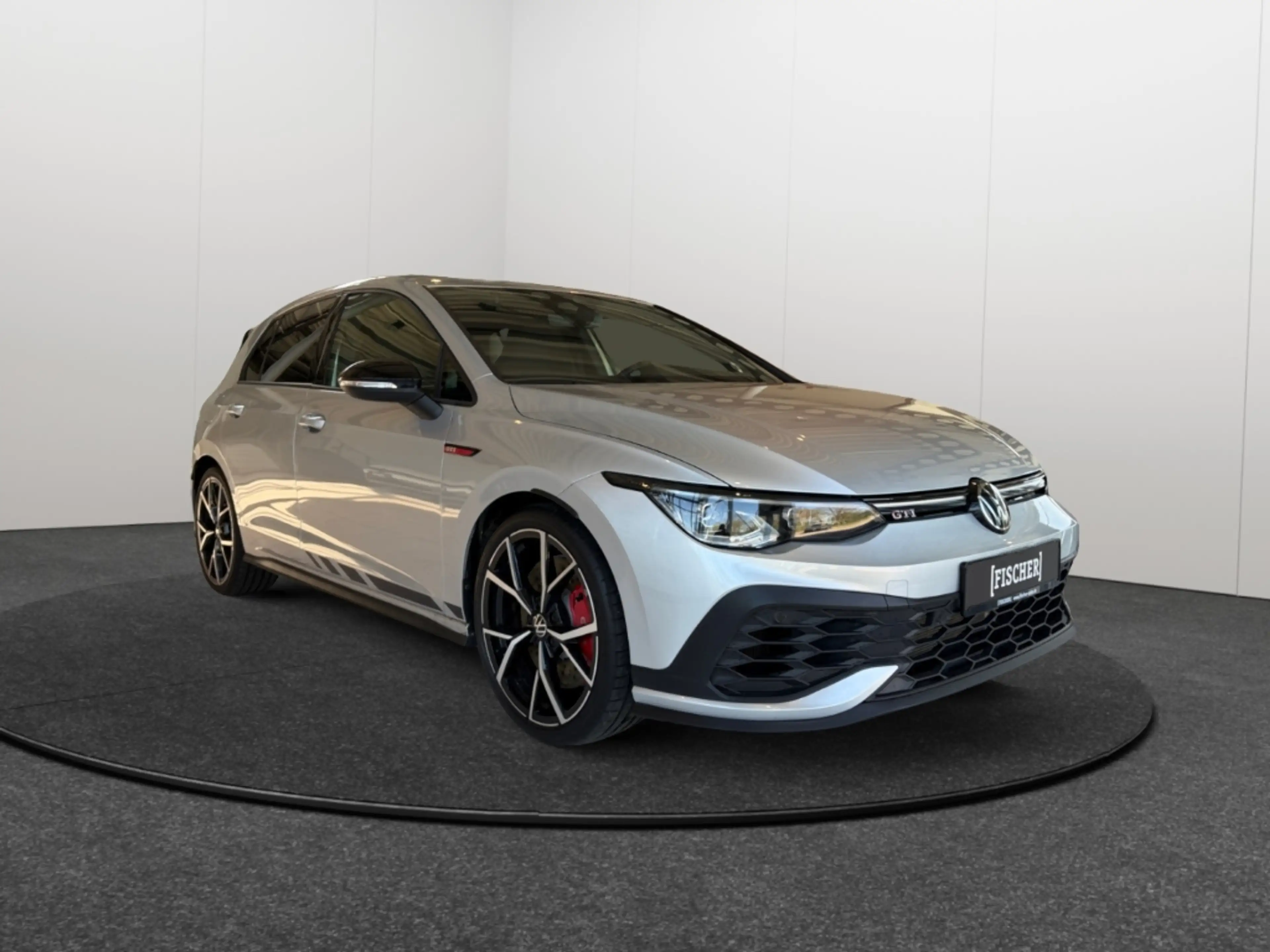 Volkswagen Golf GTI VIII 2.0TSI DSG Clubsport Matrix Navi SHZ Rear Vie — photo 3