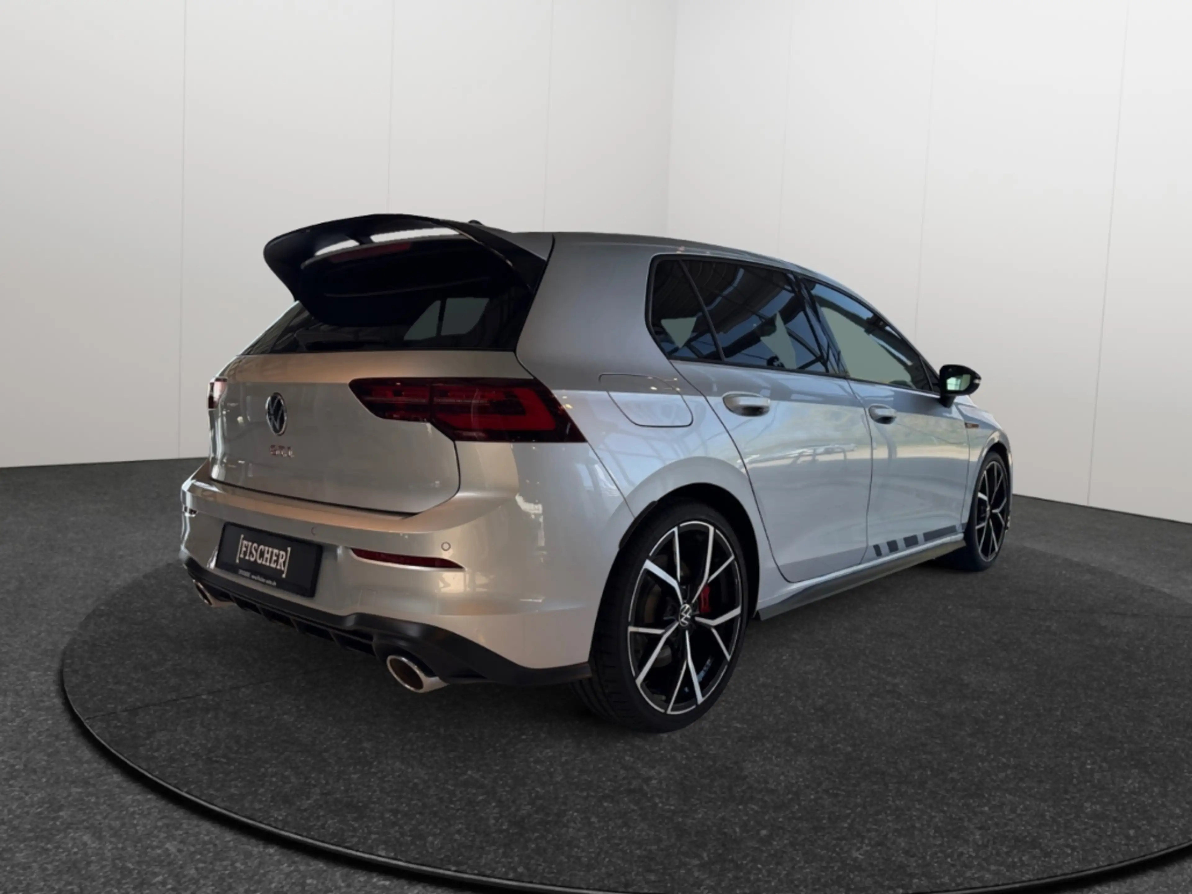 Volkswagen Golf GTI VIII 2.0TSI DSG Clubsport Matrix Navi SHZ Rear Vie — photo 6