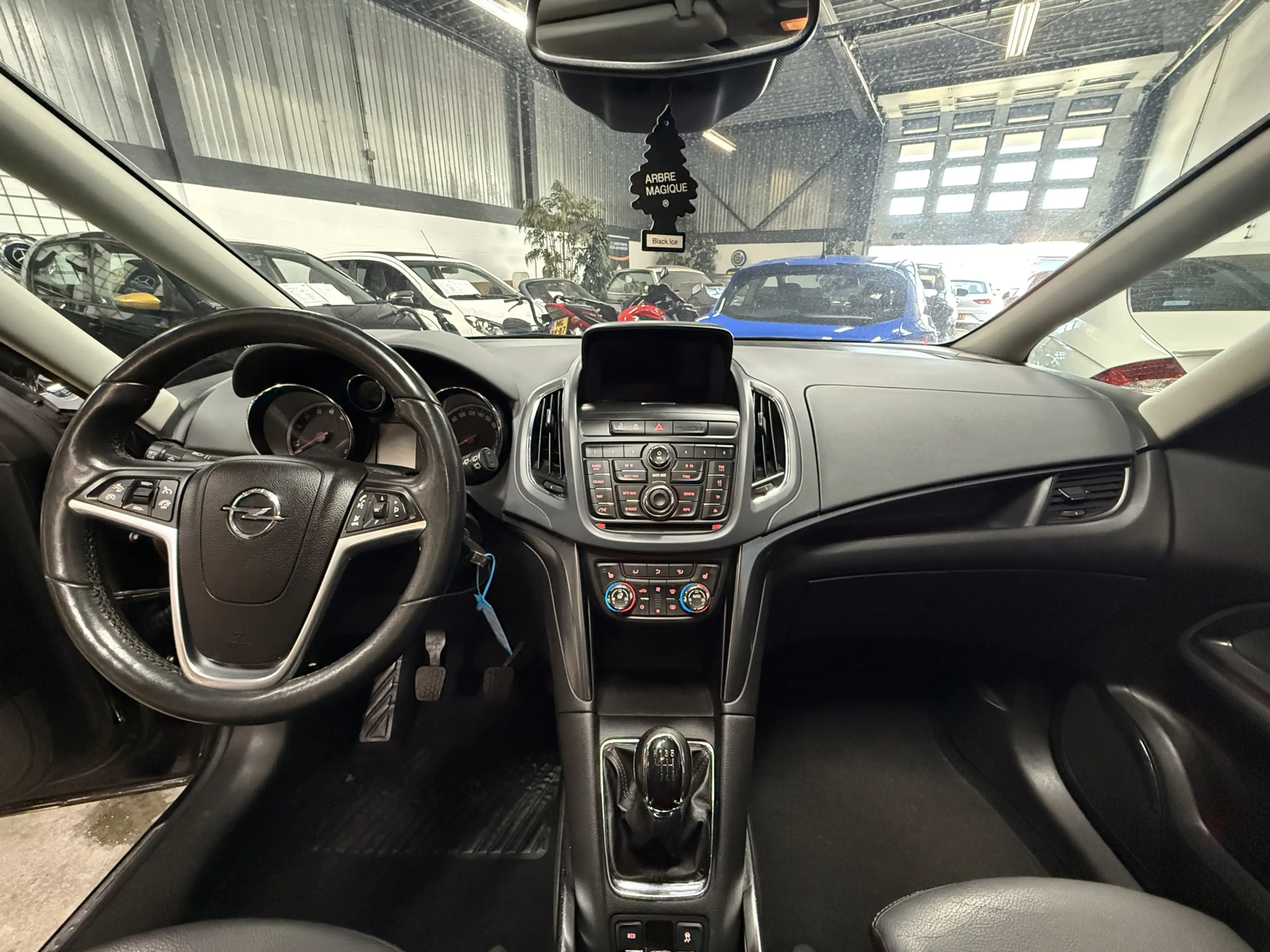 Opel Zafira Tourer 1.4 Cosmo 7p. // Panodak // Half Leer // 18 inch — photo 9