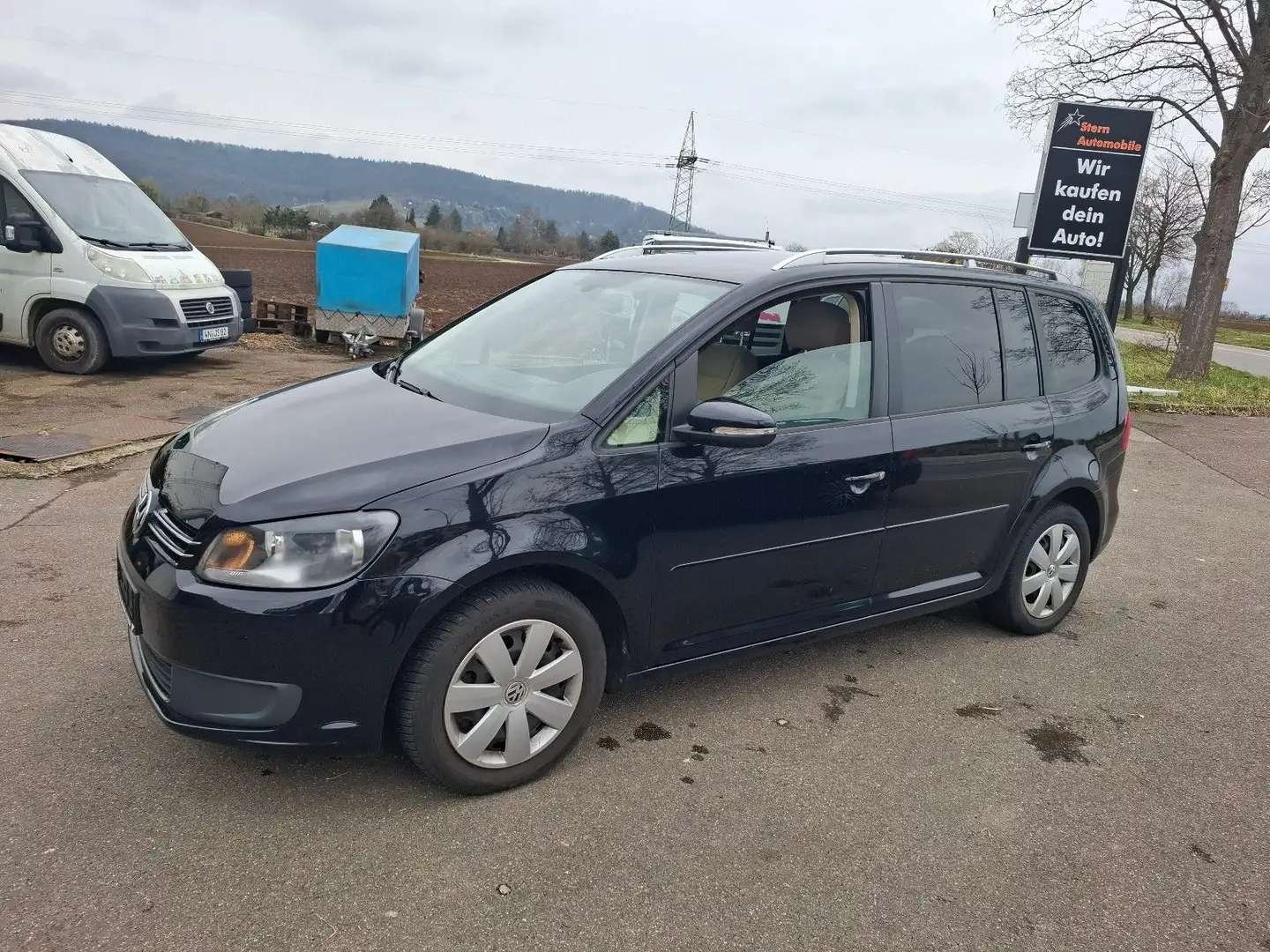 Volkswagen Touran *Klima*6-Gang*PDC*Standheitzung* Noir - 2