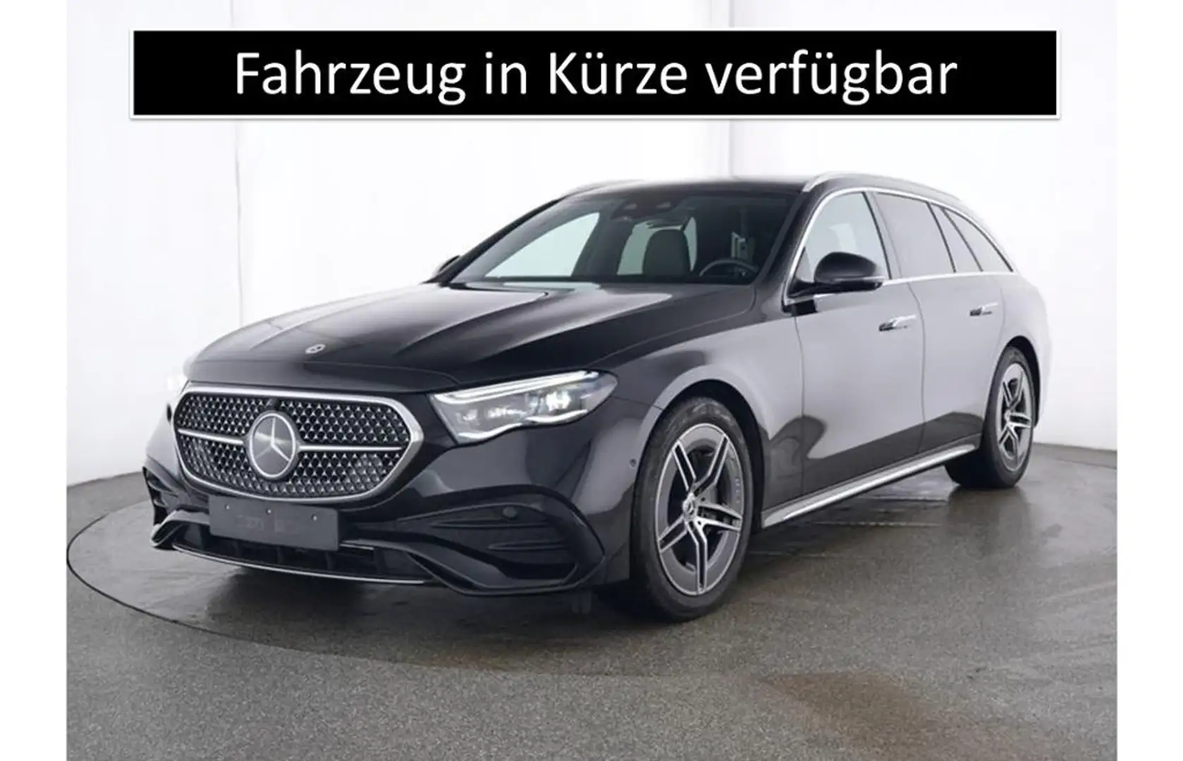 Mercedes-Benz E 450 4MATIC T-Modell AMG/PANO/AHK/360/DISTRONIC Schwarz - 1