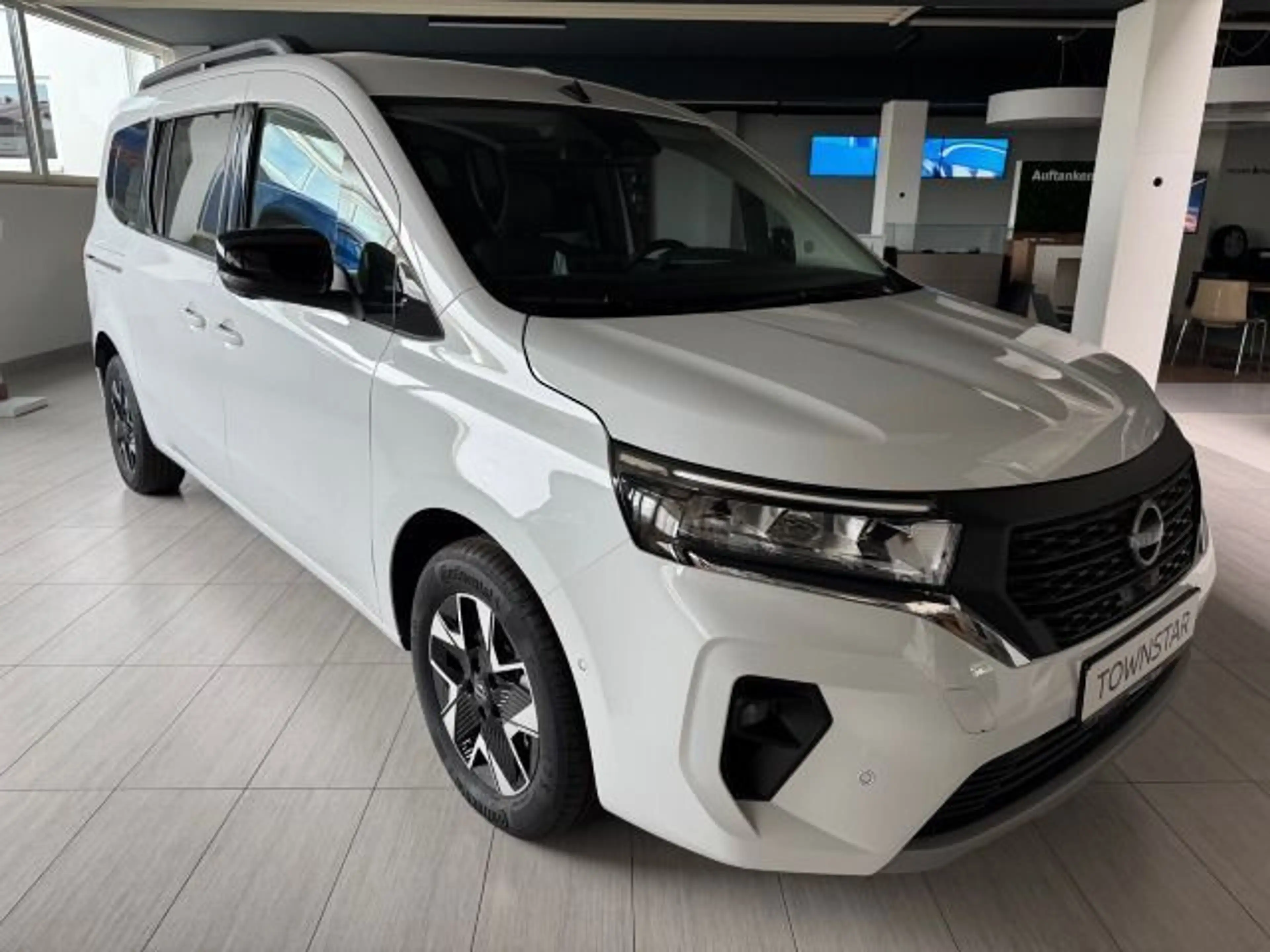 Nissan Townstar DIG-T 130 L2 Tekna *Leder; 360°-Kamera* — photo 3