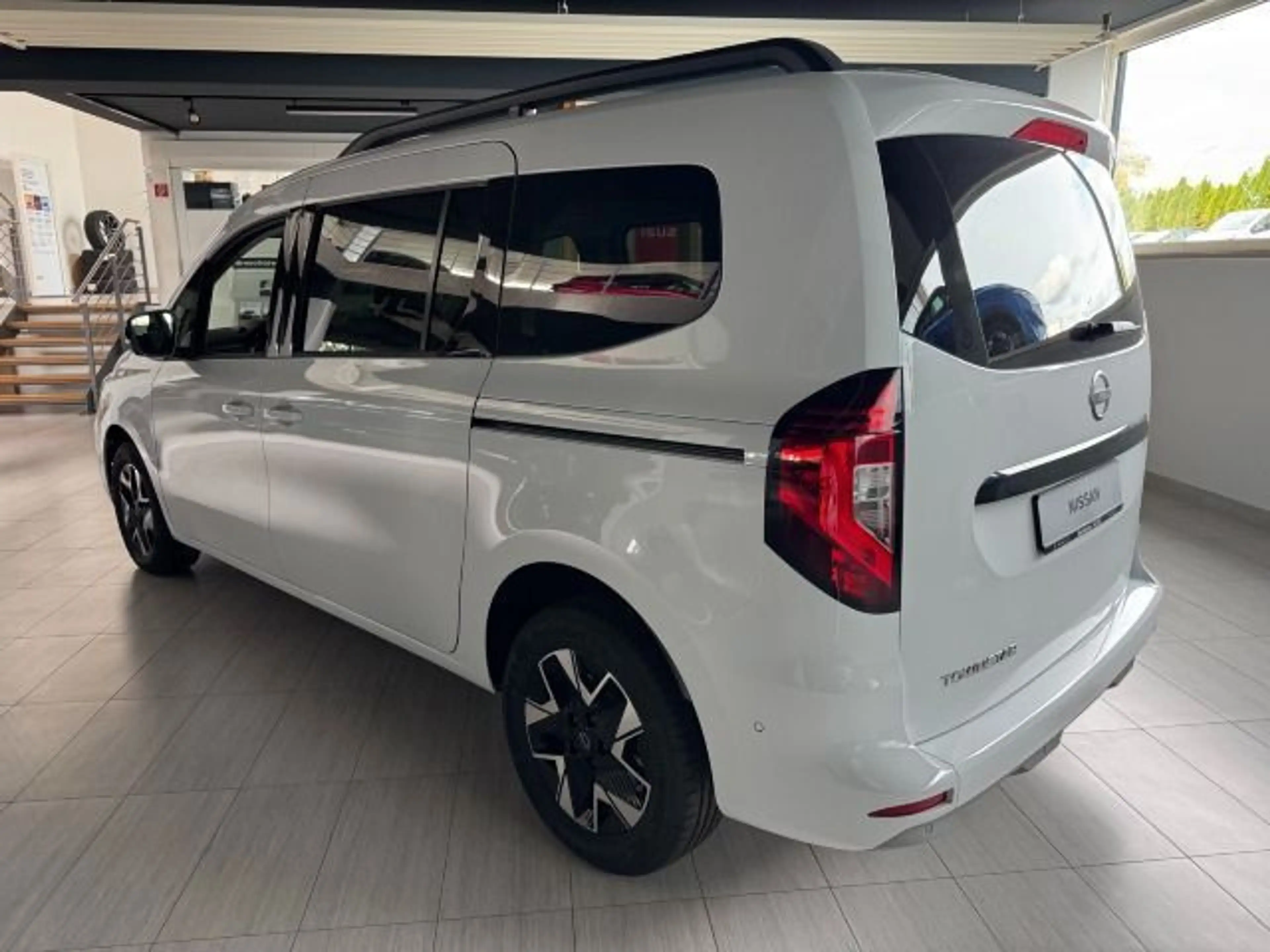 Nissan Townstar DIG-T 130 L2 Tekna *Leder; 360°-Kamera* — photo 6
