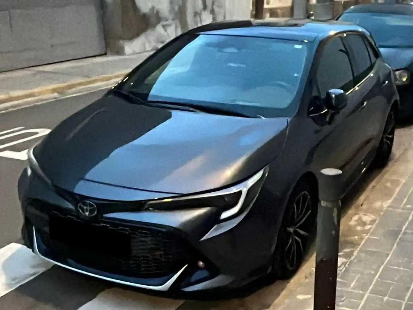 Toyota Corolla Corolla 200H GR Sport GR Sport Gris - 1