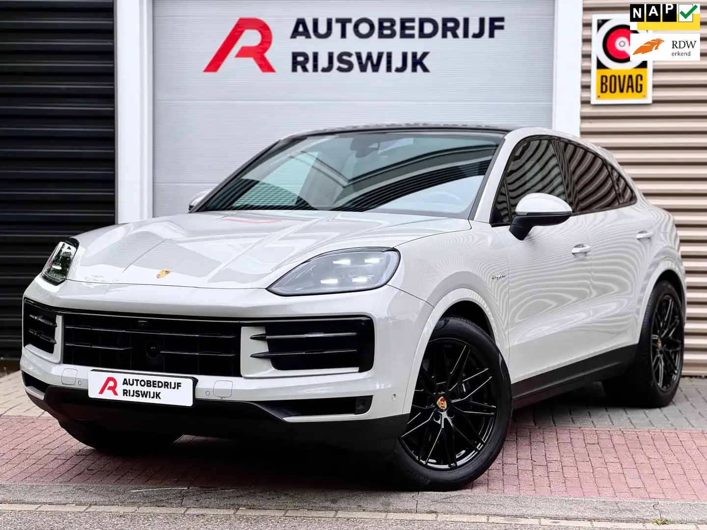 Porsche Cayenne Coupé 3.0 E-Hybrid Pano/360/SportChrono/BTW! Gris - 1