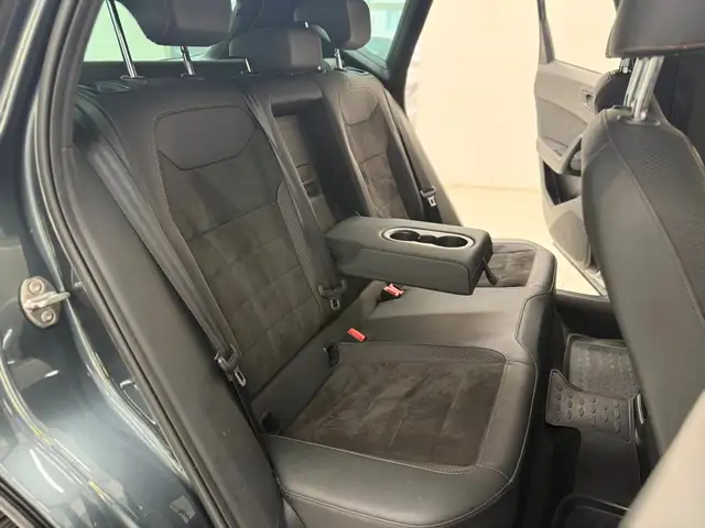 Cupra Ateca view 13