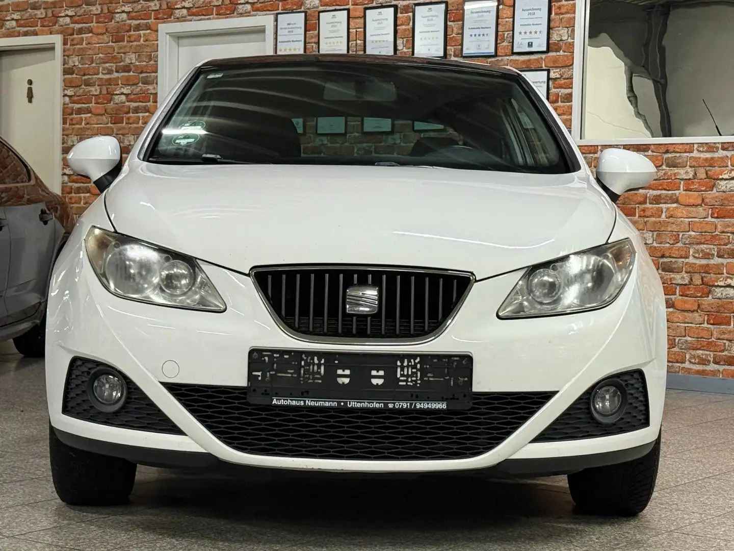 SEAT Ibiza SC Sport-1.6-Panodach-Klimaaut.-Sportsitze Weiß - 2