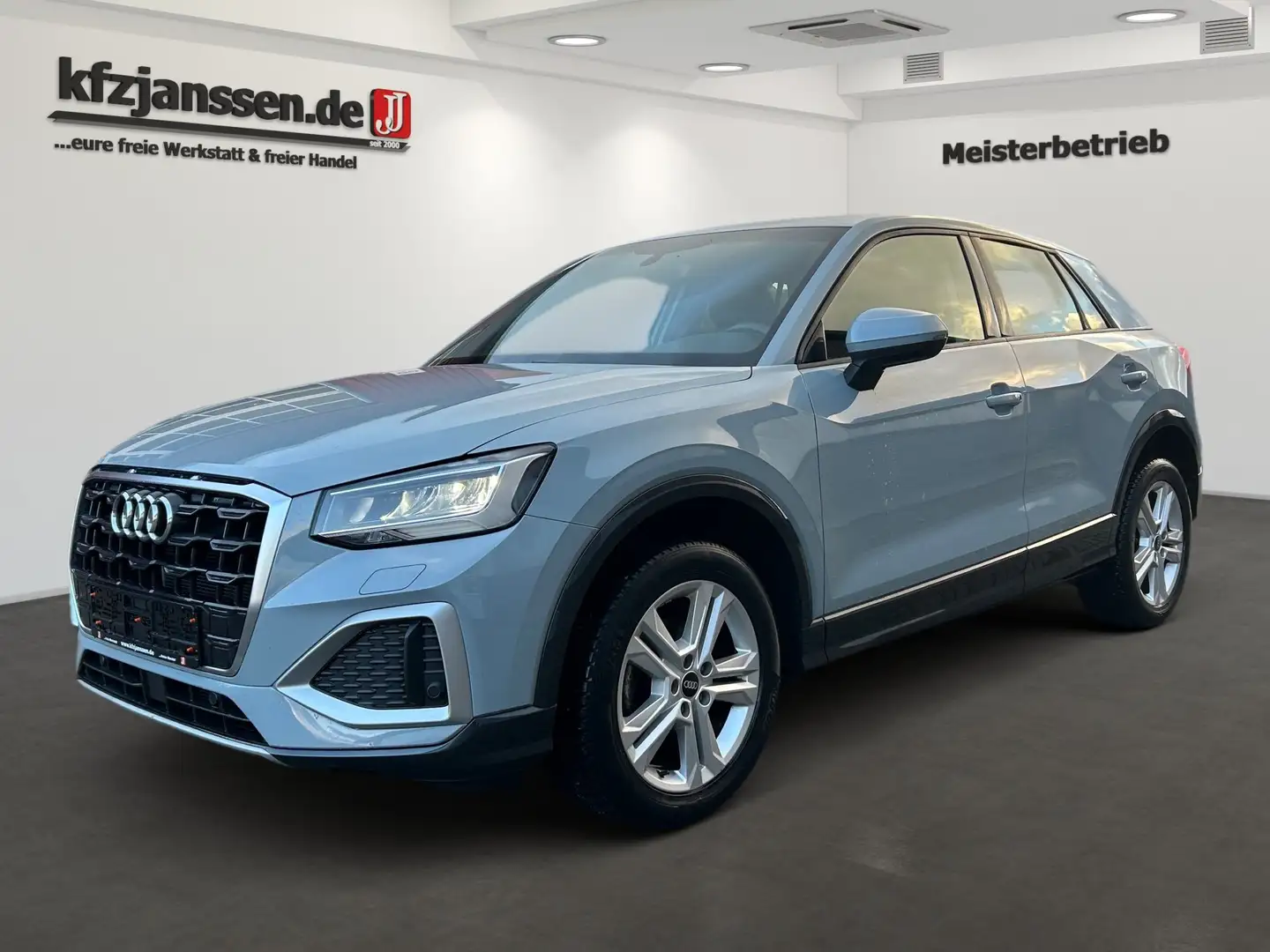 Audi Q2 1.5 TSI 150PS LED-Scheinwerfer, ACC, Sitzheizung Grau - 1