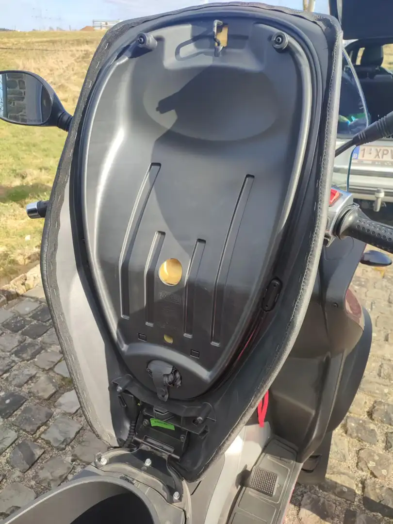 Piaggio MP3 300 Piaggio Piaggio Roşu - 2