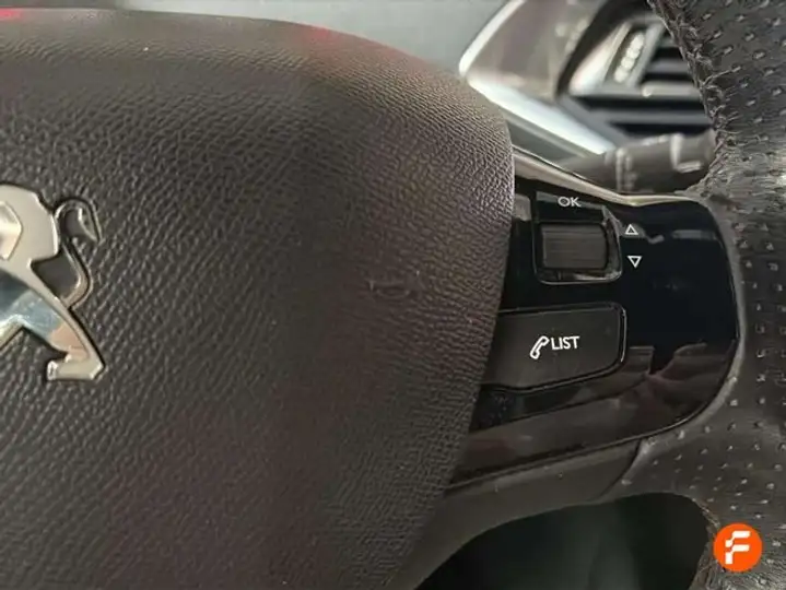Peugeot 308 1.2 Pure Tech S&S GT Line 2017, foto 15