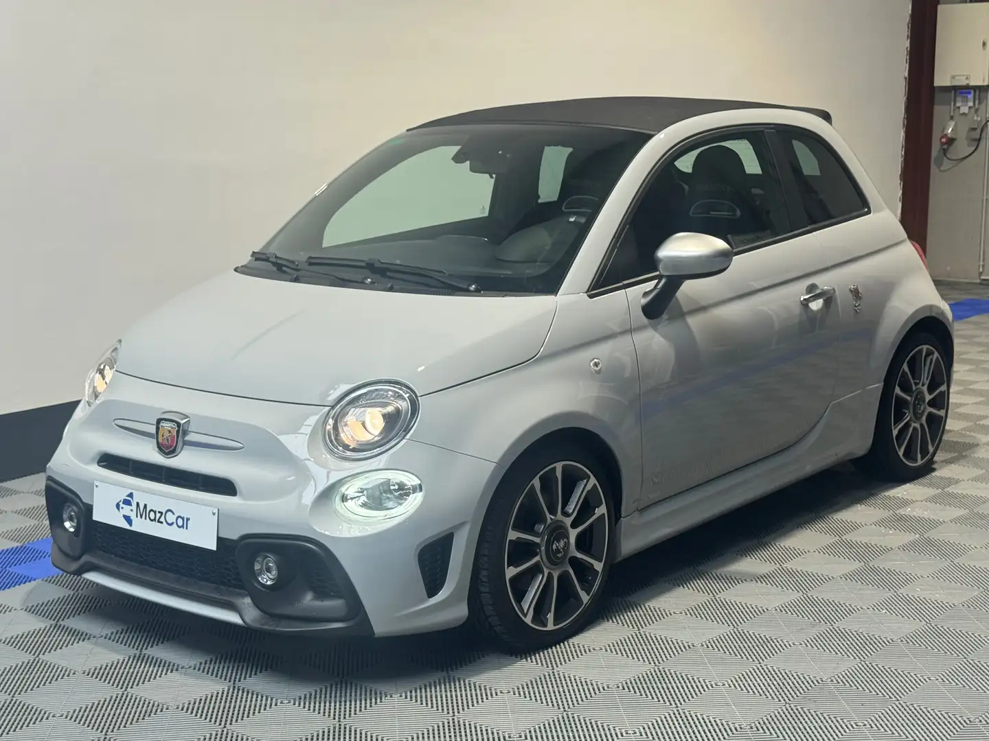 Abarth 595C 595C 1.4 T-Jet Monster Energy Yam. MTA (EU6D) Gris - 1