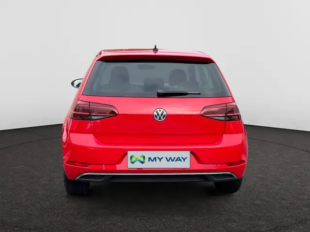 Volkswagen Golf view 6