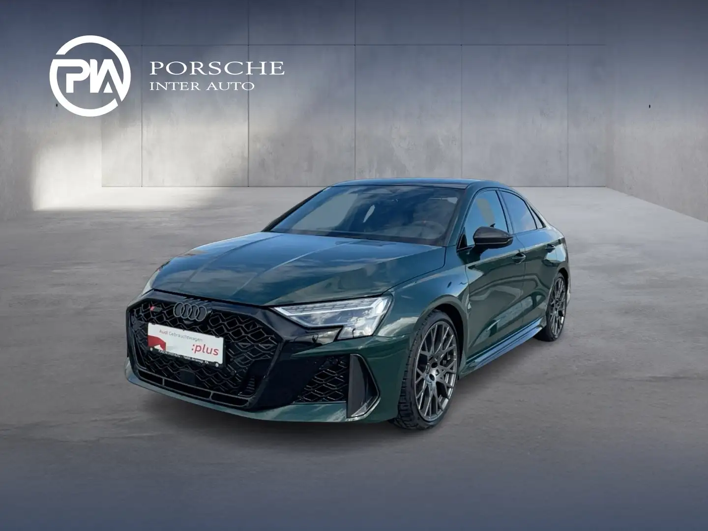 Audi RS3 Audi RS 3 Limousine Grün - 1